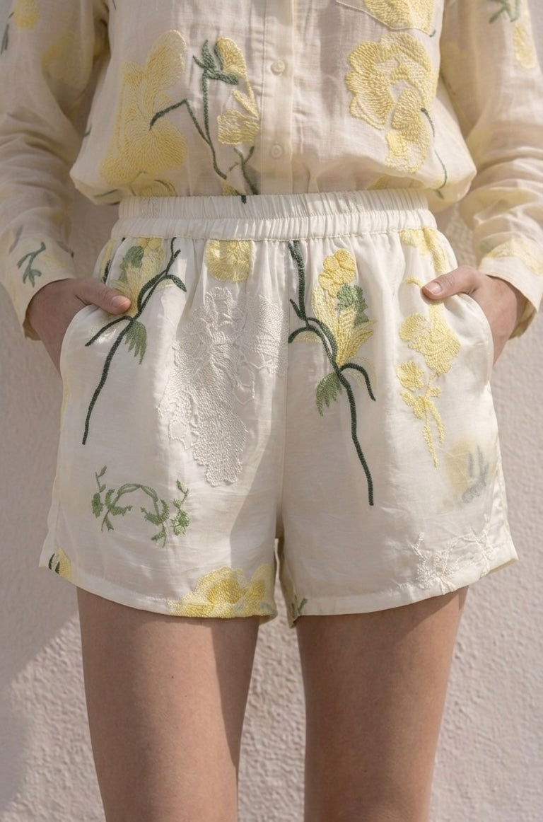 Short Sabrine